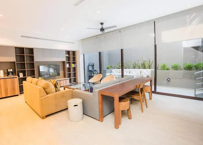Casa Marina On Of Puerto Paraiso Mall! Apartment