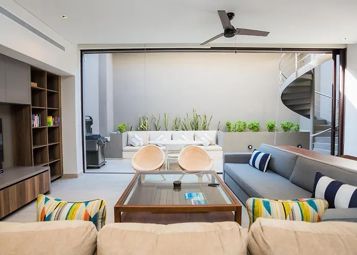Casa Marina On Of Puerto Paraiso Mall! Apartment *